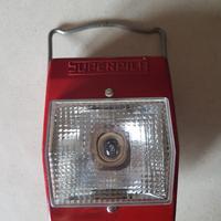 Lampada portatile vintage, a batterie, in metallo