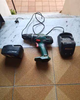 Avvitatore Trapano a Batteria Parkside 18V + ACC.