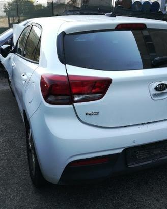Portellone nudo KIA RIO del 2017