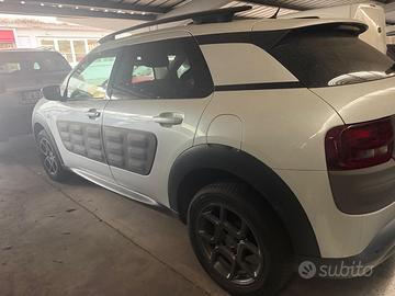 Citroen C4 Cactus (motore fuso )PureTech 82 Shine 