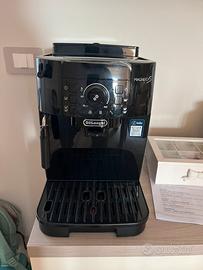 Macchina da caffè automatica DeLonghi MagnificaS