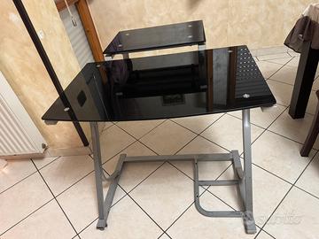 Scrivania in vetro