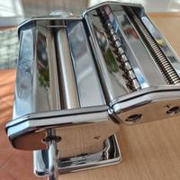 Macchina per pasta manuale