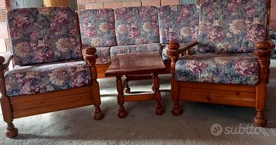 salotto completo in legno di pino