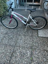 mountian bike ragazza