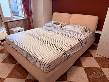 Letto imbottito contenitore