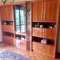 Mobile da soggiorno in ciliegio