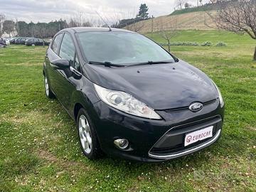 FORD Fiesta 1.4 TDCi 70CV 5 porte Titanium