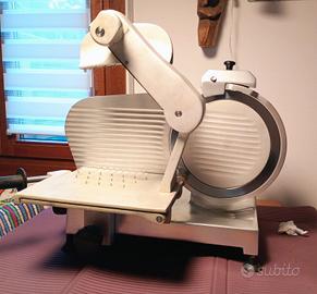 Affettatrice professionale RGV Kelly verticale