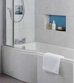 Nuova vasca da bagno d'arredo assimetrica 