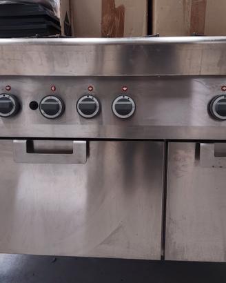 CUCINA A GAS CON FORNO