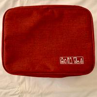 Beauty case colore rosso