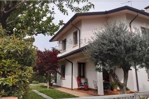 Stupenda Bifamiliare 3 camere e cucina separata