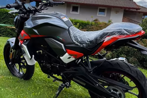 Moto 125cc a marce euro 5+ 4 tempi