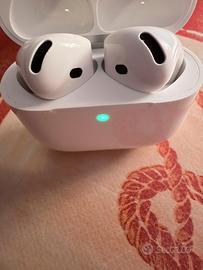 Apple AirPods 4 ANC