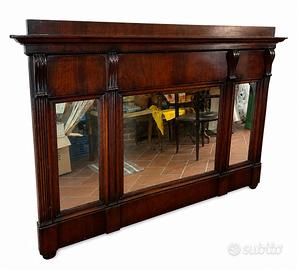 Specchiera vintage in legno scuro con specchi