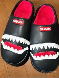 pantofole invernali  shark