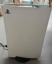 PlayStation 5 standard, 2 controller e base ricar