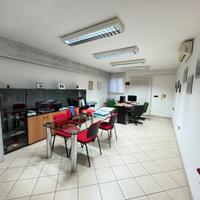 Ampio locale pronto all'uso