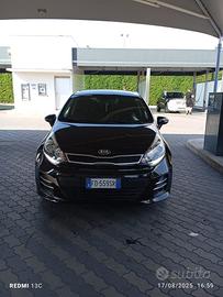 KIA RIO 3A SERIE  I.I CRDI 5PSES HIgH TECH (55 Kw)