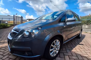 Opel Zafira 1.8 16v vvt club
