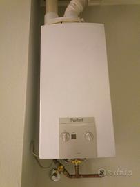 Scaldabagno Vaillant turbo Mag camera stagna