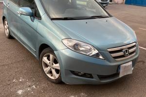 Honda FR-V 2.2