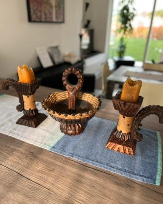 Coppia di candelabri e porta frutta