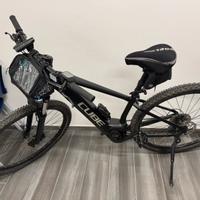 E-bike Cube reaction one