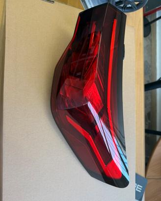 🚗 Faro posteriore destro BMW X2 2024 – NUOVO
