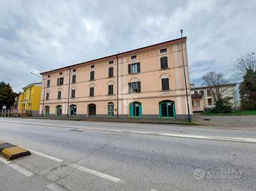 NEGOZIO A CREMONA