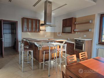 Cucina Lube Modello Allegra con isola centrale