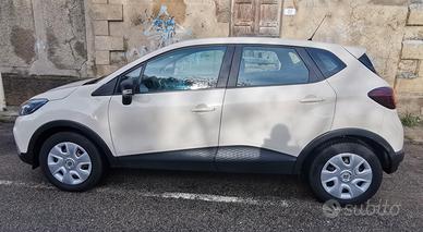 Renault Captur 1.5 dci 90 cv diesel