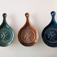 3 Poggiamestolo in ceramica di Malta