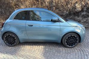 FIAT 500 E ICON LA PRIMA
