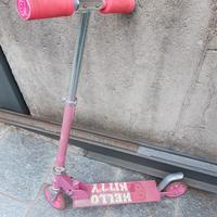 Monopattino rosa Hello Kitty in buono stato