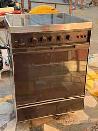 Forno e fornello a gas metato