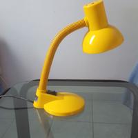 Lampada da tavolo design vintage anni '80 Gialla