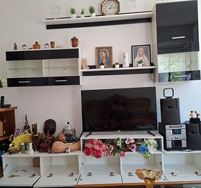 Mobile per salotto moderno