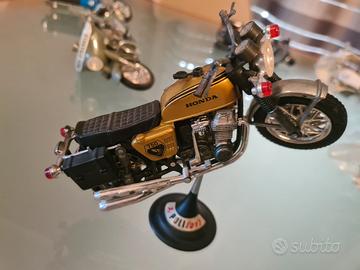 Lotto 4 Modellini Moto  Polistil  Honda, Suzuki