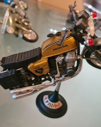 Lotto 4 Modellini Moto  Polistil  Honda, Suzuki
