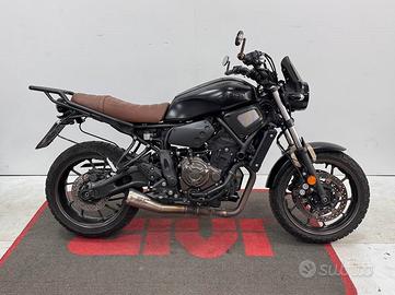 Yamaha XSR 700 DA SOLI 71 € AL MESE