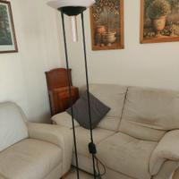 Piantana con base a terra