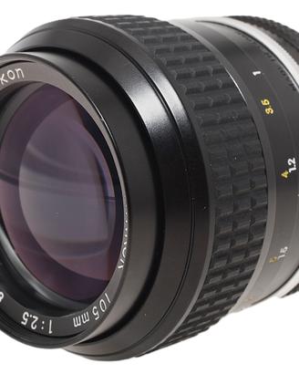 Obiettivo Nikon 105mm f/2.5 ai