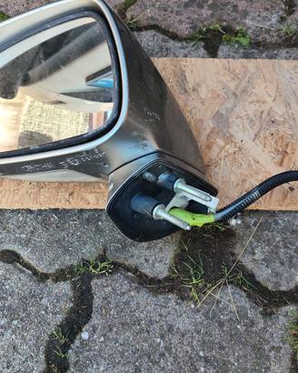 specchietto laterale sx Lexus is220d