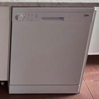 LAVASTOVIGLIE BEKO come nuova