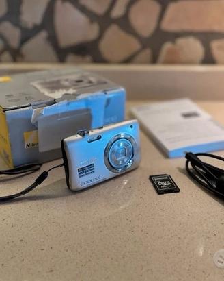 Macchina fotografica nikon coolpx s2900