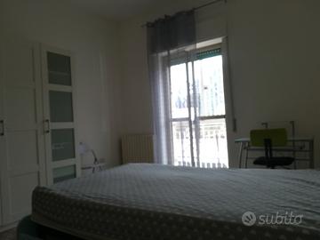 Camera in apertamento per ragazze