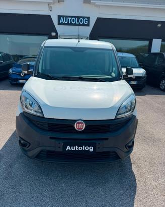 Fiat Doblo Doblò 1.4 T-Jet Natural Power PC-TN Car