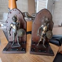 Coppia di statuine in bronzo 